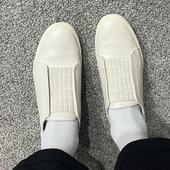 Vince cream slip on shoe loafer sneaker slipper women’s 8 38 - Picture 7 of 10
